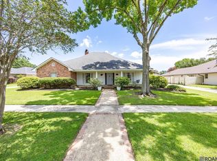 448 E Woodruff Dr, Baton Rouge, LA 70808
