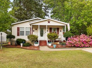 157 Spring Lake Dr, Greenwood, SC 29649