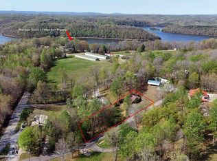 87 Lakeside Dr, Albany, KY 42602