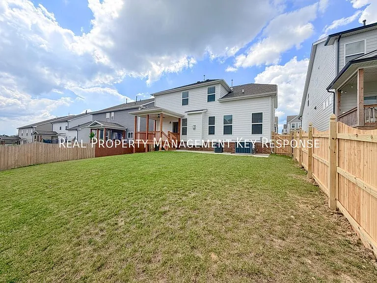 105 Cryer Dr — Photo 26