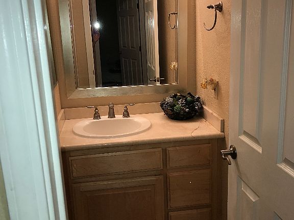 5th image of 39 Monte Verano Ct