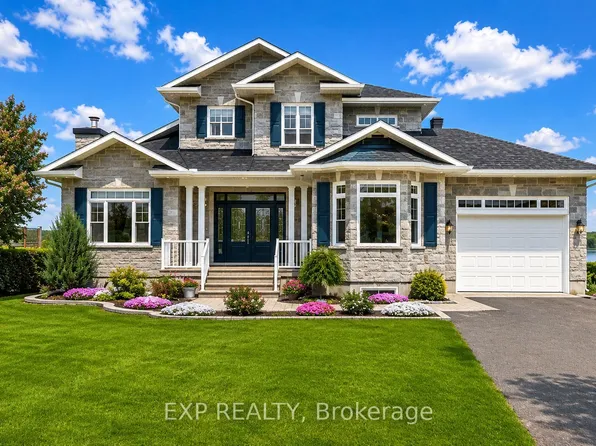 3605 Front Rd, East Hawkesbury, ON K6A 2W5