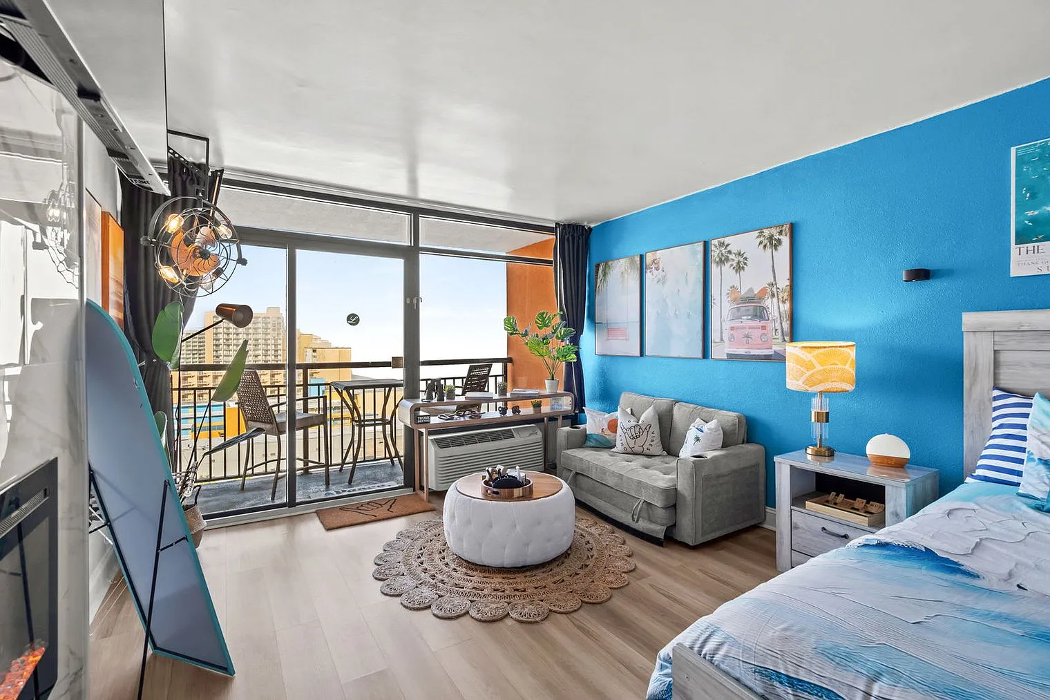 Studio, 1.0 bath, 398 sqft, $3,120 — Photo 2