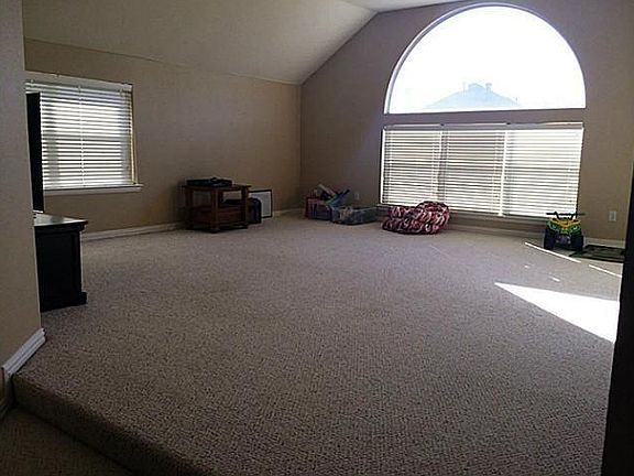 3rd image of 4506 Burnhill Dr