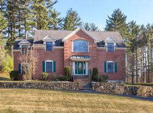 15 Hemlock Rd, North Reading, MA 01864