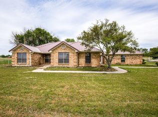 900 Timber Trl, Decatur, TX 76234