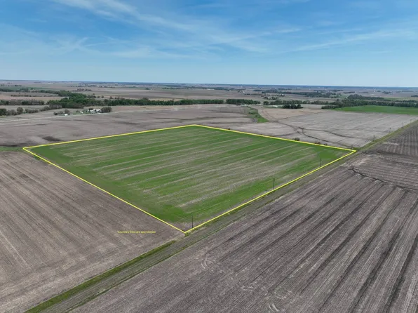 Logan Ave, Mount Pleasant, IA 52641