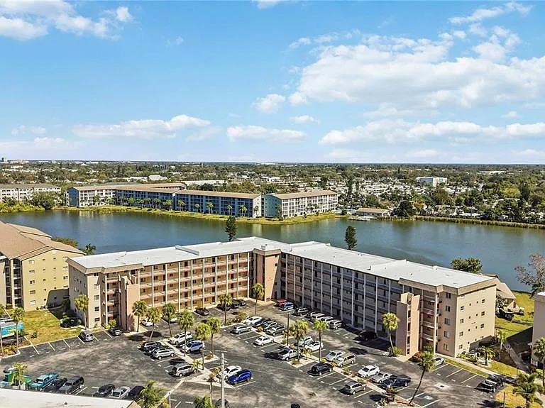 3983 Lake Bayshore Dr #F508 — Photo 35