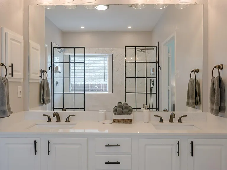 2808 Wales Ct — Photo 23