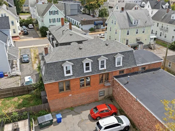 38 Trescott St #&-35, Taunton, MA 02780