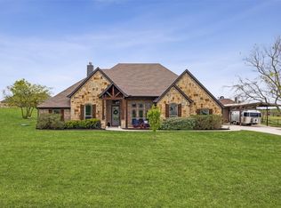 147 Stanford Ln, Springtown, TX 76082