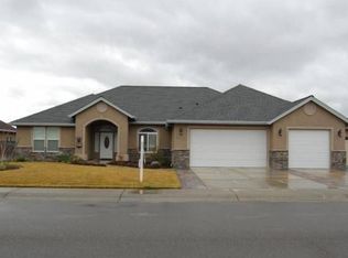 19355 Titleist Way, Redding, CA 96003