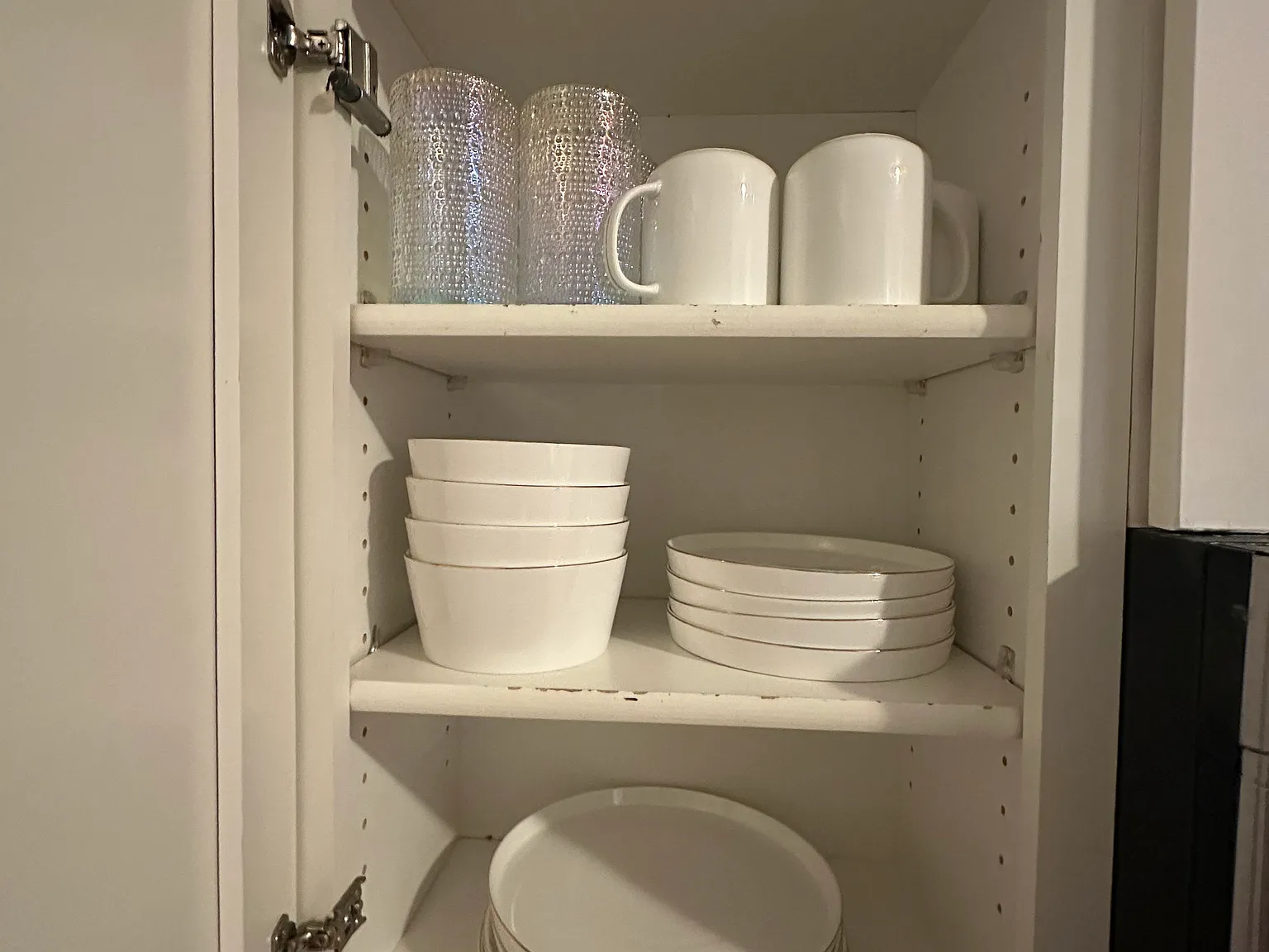 Studio, 750 sqft, $1,980 — Photo 4