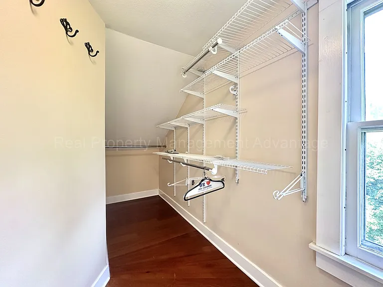 217 Gardenia Ave — Photo 17
