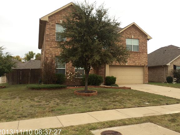 3rd image of 2301 Castle Creek Dr
