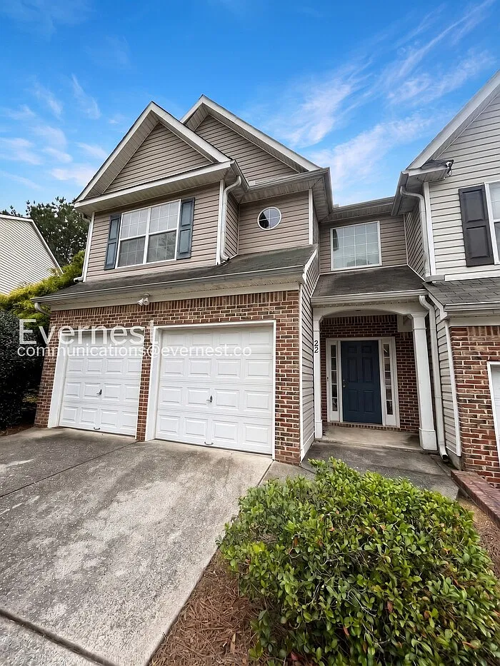 3 bed, 3.0 bath, 1868 sqft, $2,095 — Photo 1