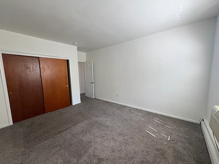 1029 Broadway #B5 — Photo 6