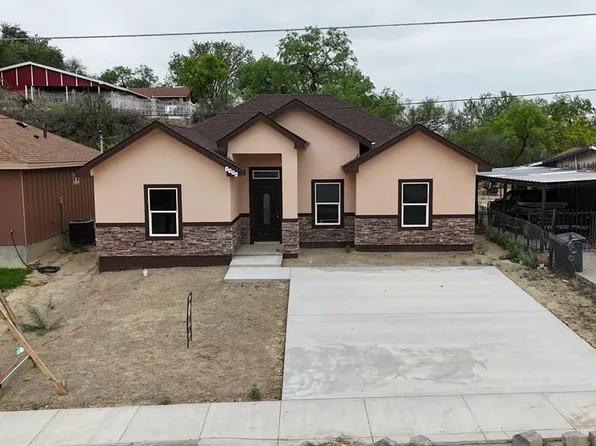 1956 Quarry St, Eagle Pass, TX 78852