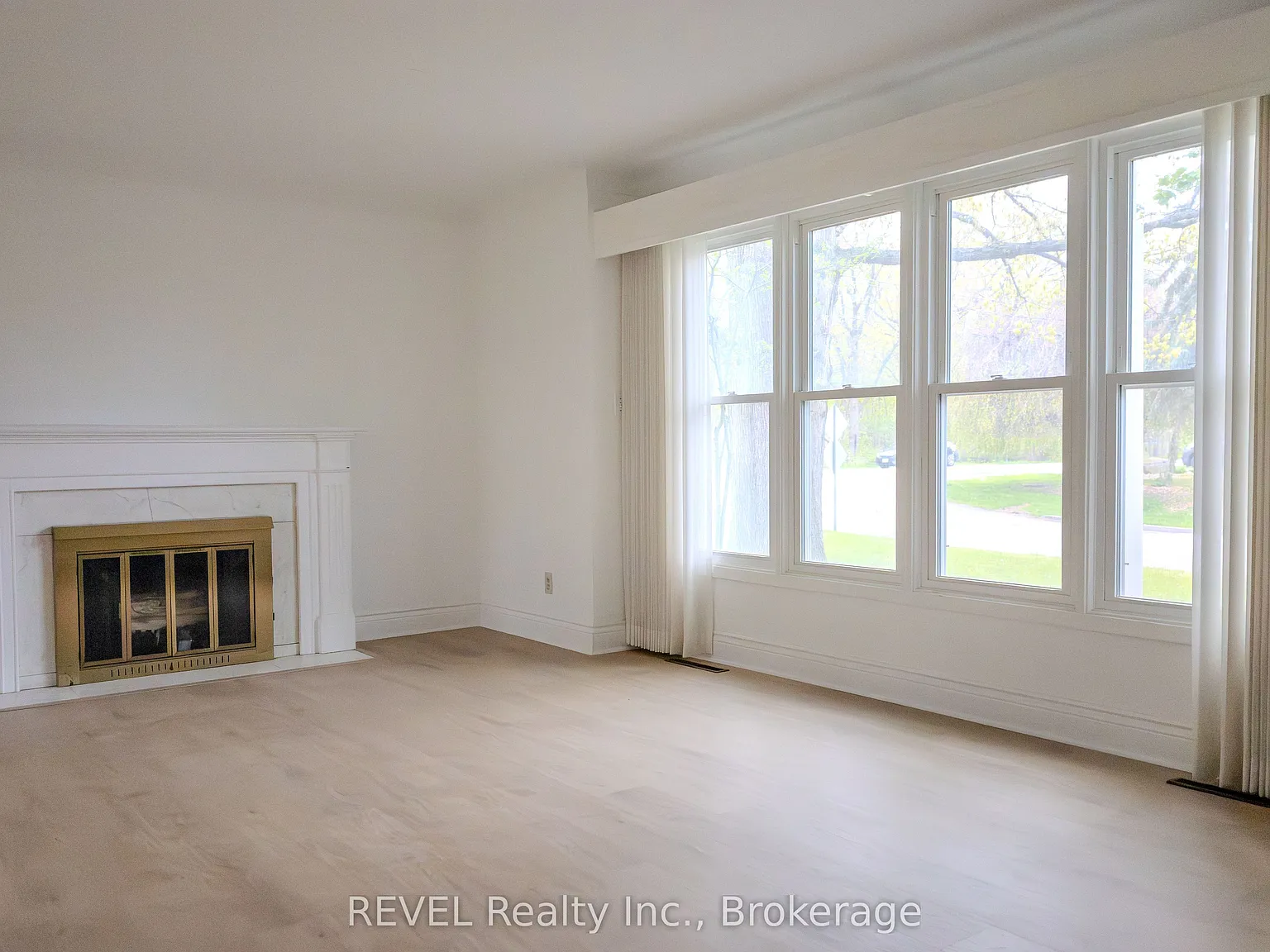 5 bed, $3,200 — Photo 3