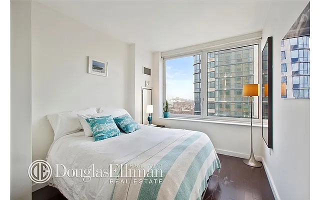 Sold by Douglas Elliman | media 10