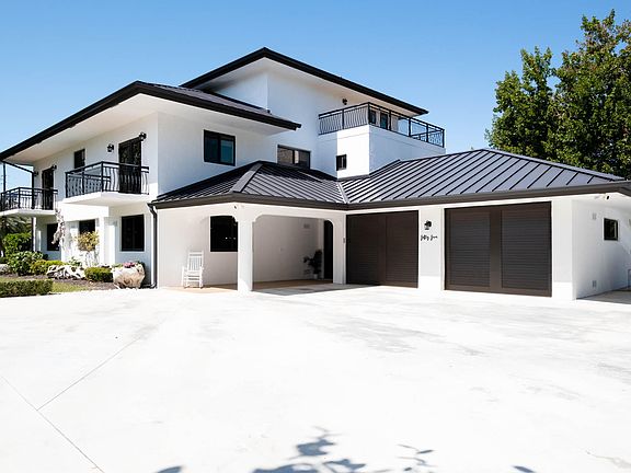 3rd image of 55 Ocean Front Dr