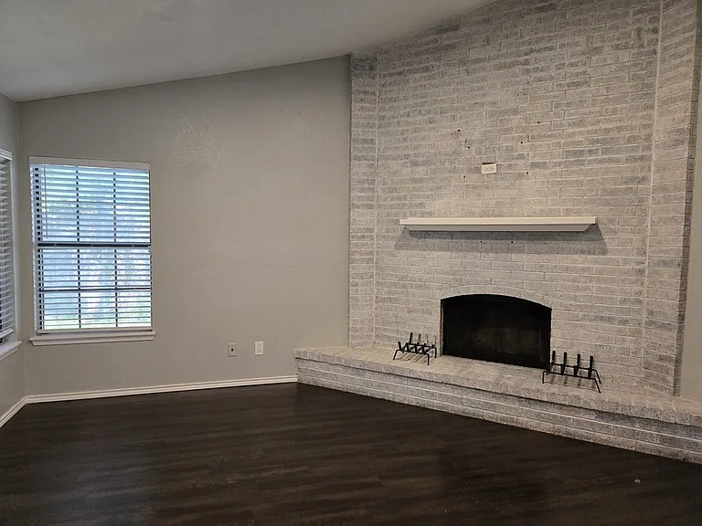 7005 Wills Dr — Photo 5