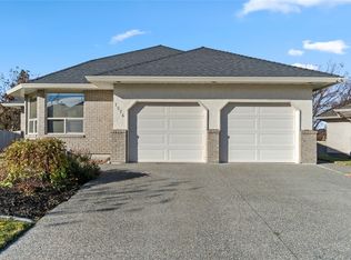 1274 Saint Andrews Way, Kamloops, BC V1S 1S6