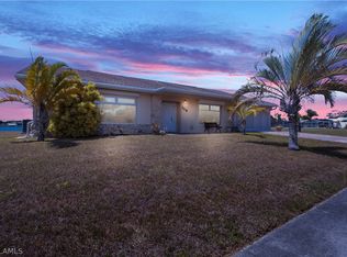 118 Beeney Rd SE, Pt Charlotte, FL 33952