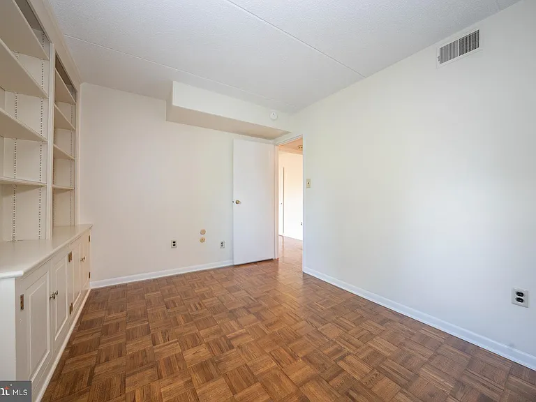 260 W Montgomery Ave #304 — Photo 26