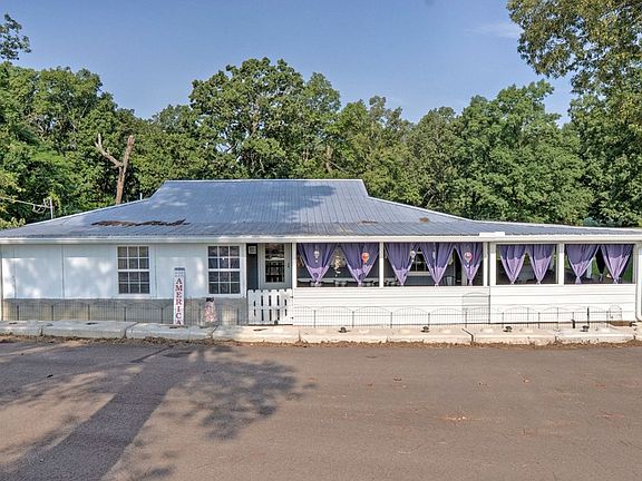 2nd image of 3231 Sardis Lake Dr