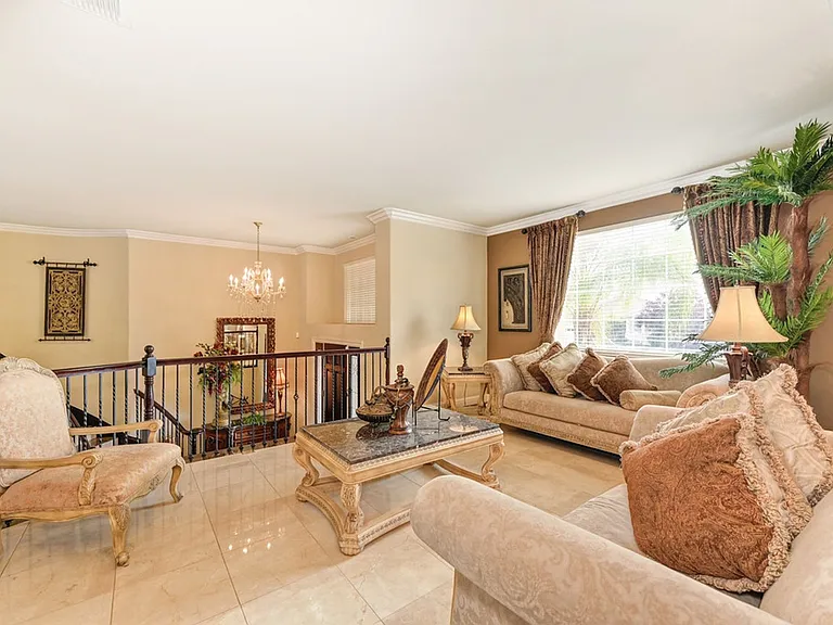 1676 Stronsay Ct — Photo 17