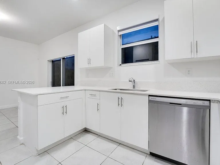 2615 SE 11th St #2615 — Photo 8