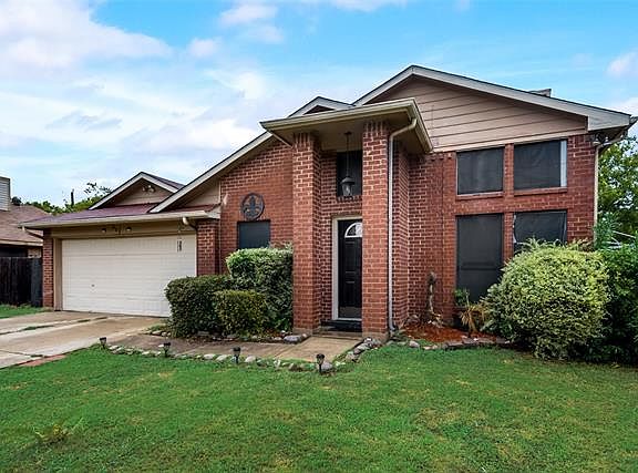 2nd image of 803 Stetter Dr