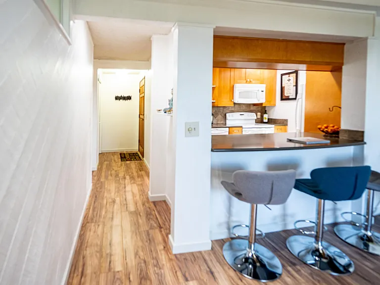 7577 Old Redmond Rd #6 — Photo 5