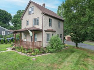 43 Clintonville Rd, North Haven, CT 06473