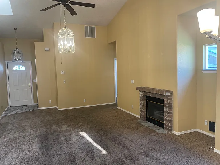 2078 S Orchard St — Photo 9