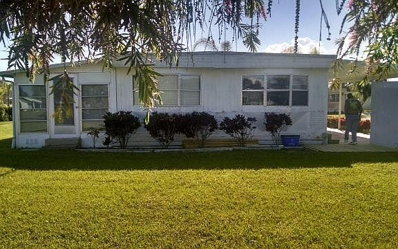 3rd image of 40 Del Prado St