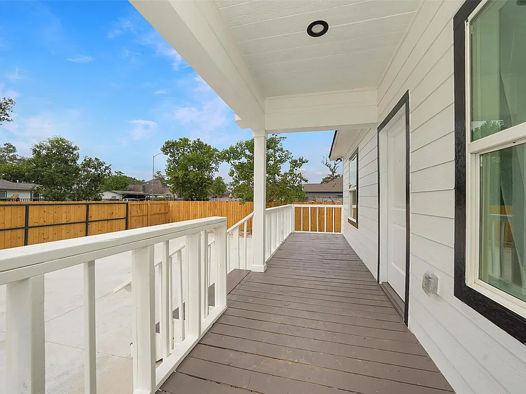 9305 Kentshire Dr — Photo 4