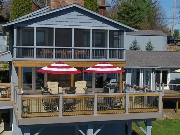 3625 Peninsula Dr, Akron, OH 44319