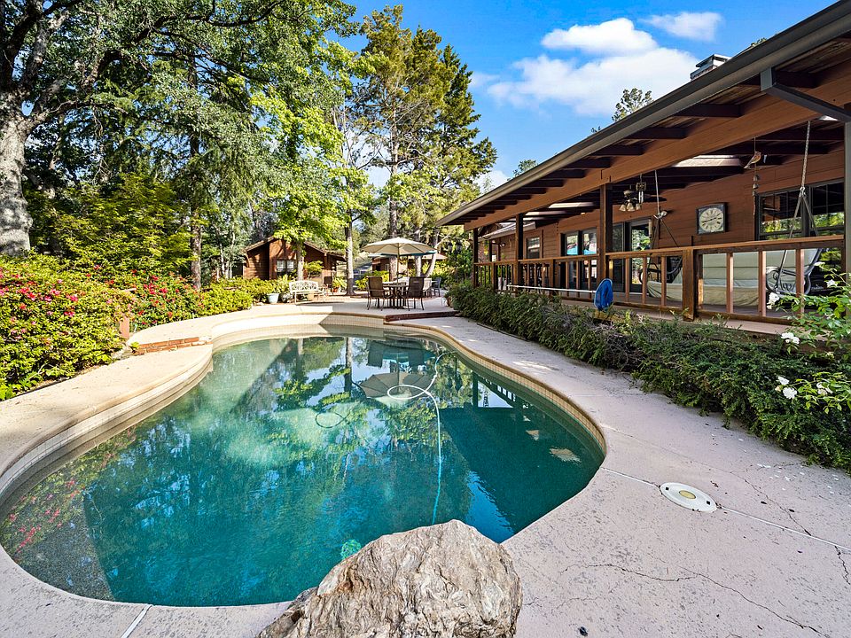 15585 Mountain Shadows Dr, Redding, CA 96001 Zillow