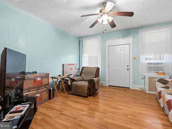 5th image of 213 W Duncannon Ave