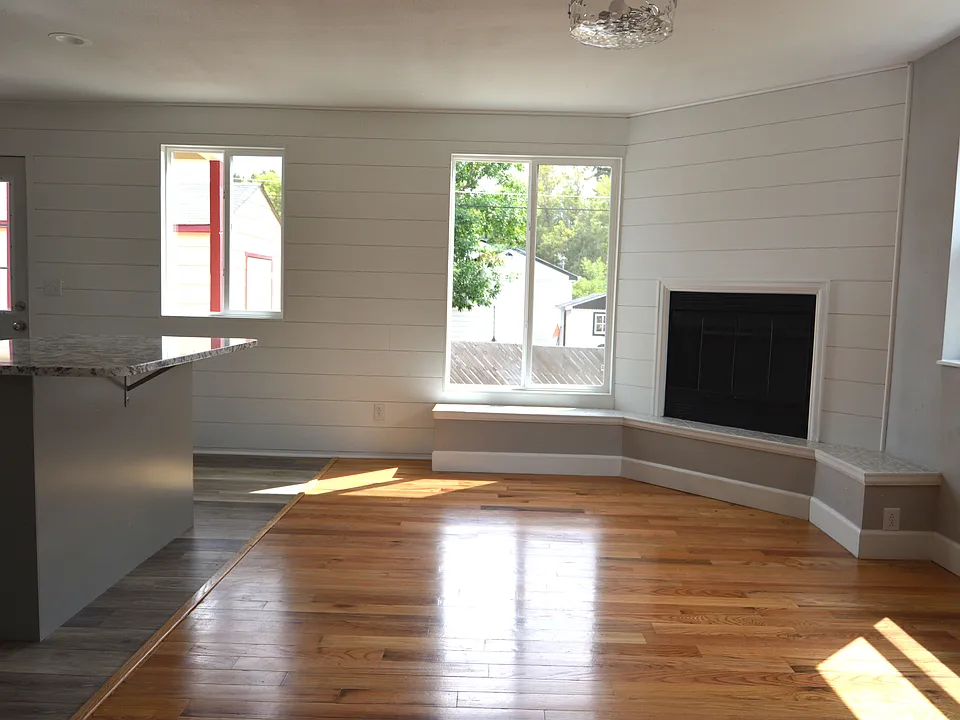 Dining Nook_04202023