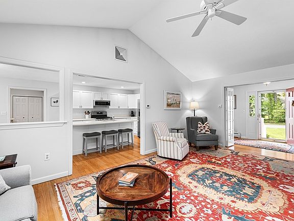 3rd image of 21 Juniper Ridge Ln #21