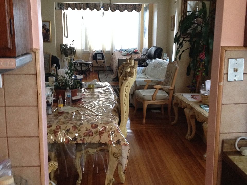 2nd image of 414 Lincoln Ave