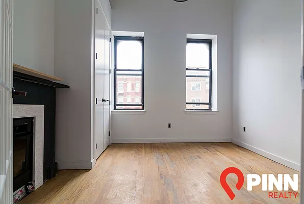 Rented by Pinn Realty | media 6