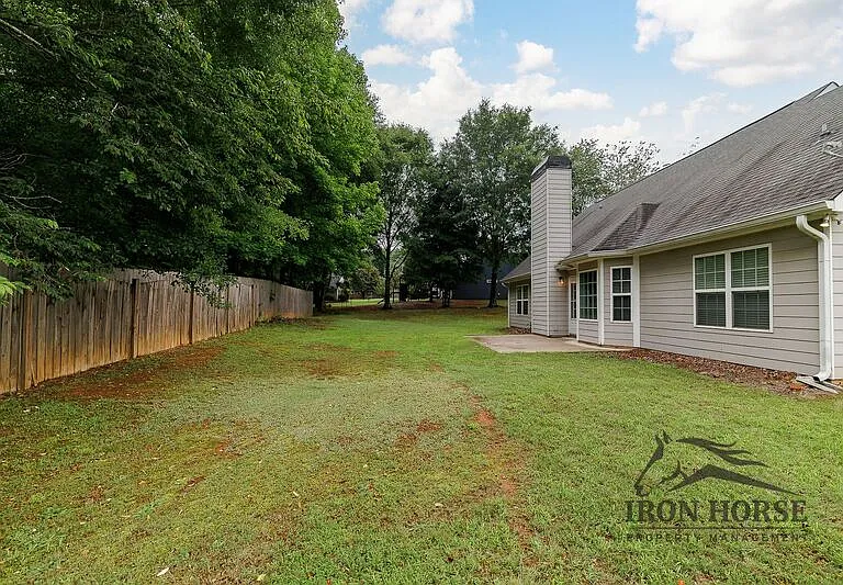 285 Finch Way — Photo 27