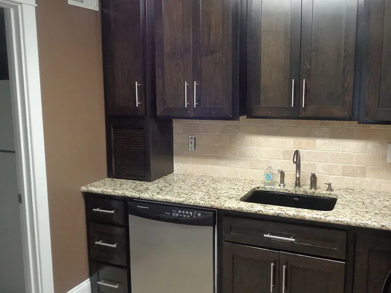 701 McDonald Ave — Photo 28