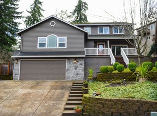 909 S 67th St, Springfield, OR 97478