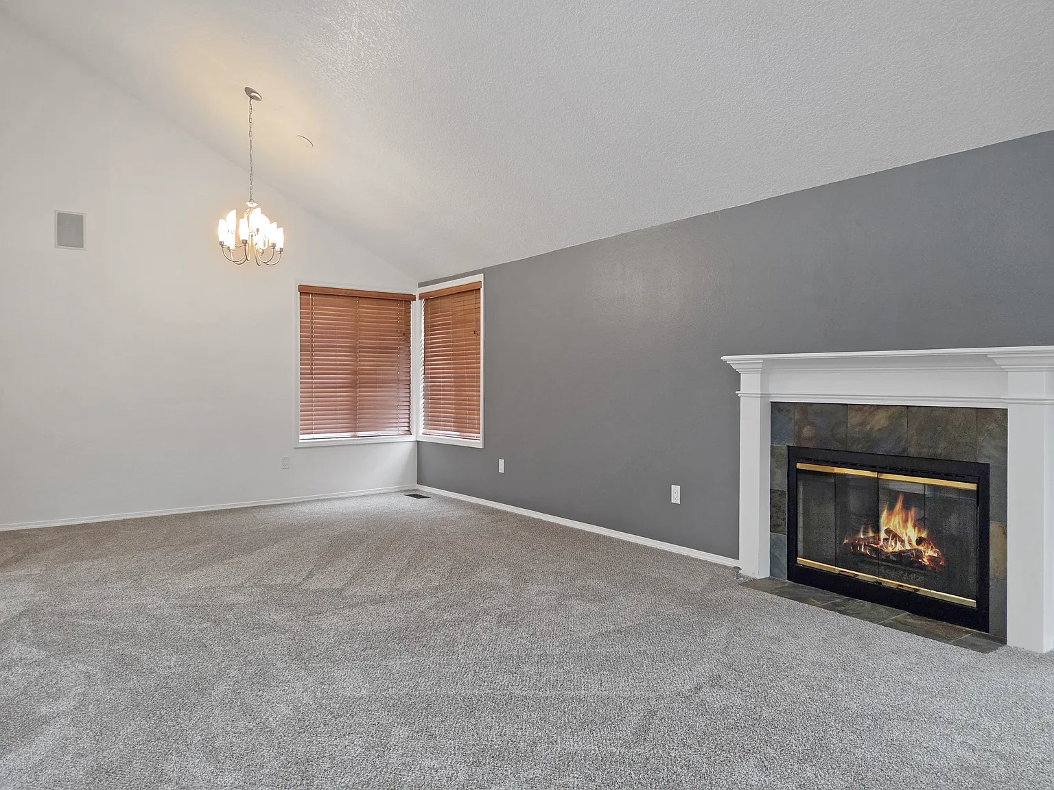 10526 SW Windsor Pl — Photo 4