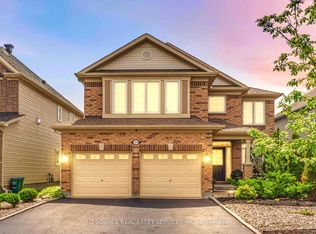 124 Culloden Cres, Ottawa, ON K2J5Z9
